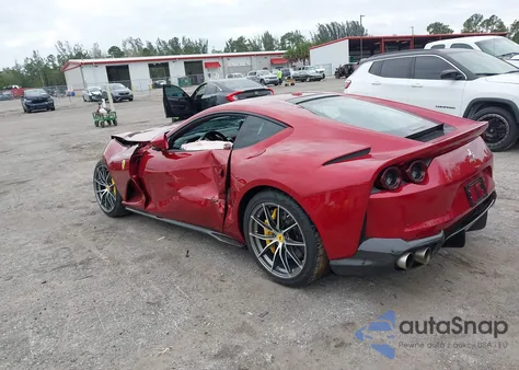 2020 Ferrari 812 Superfast z USA, uszkodzony, nr VIN ZFF83CLA5L0248976